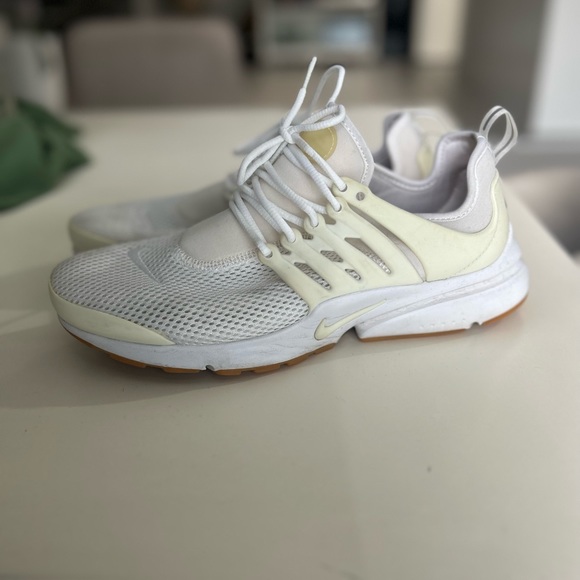 NIKE BUNDLE - Picture 6 of 15